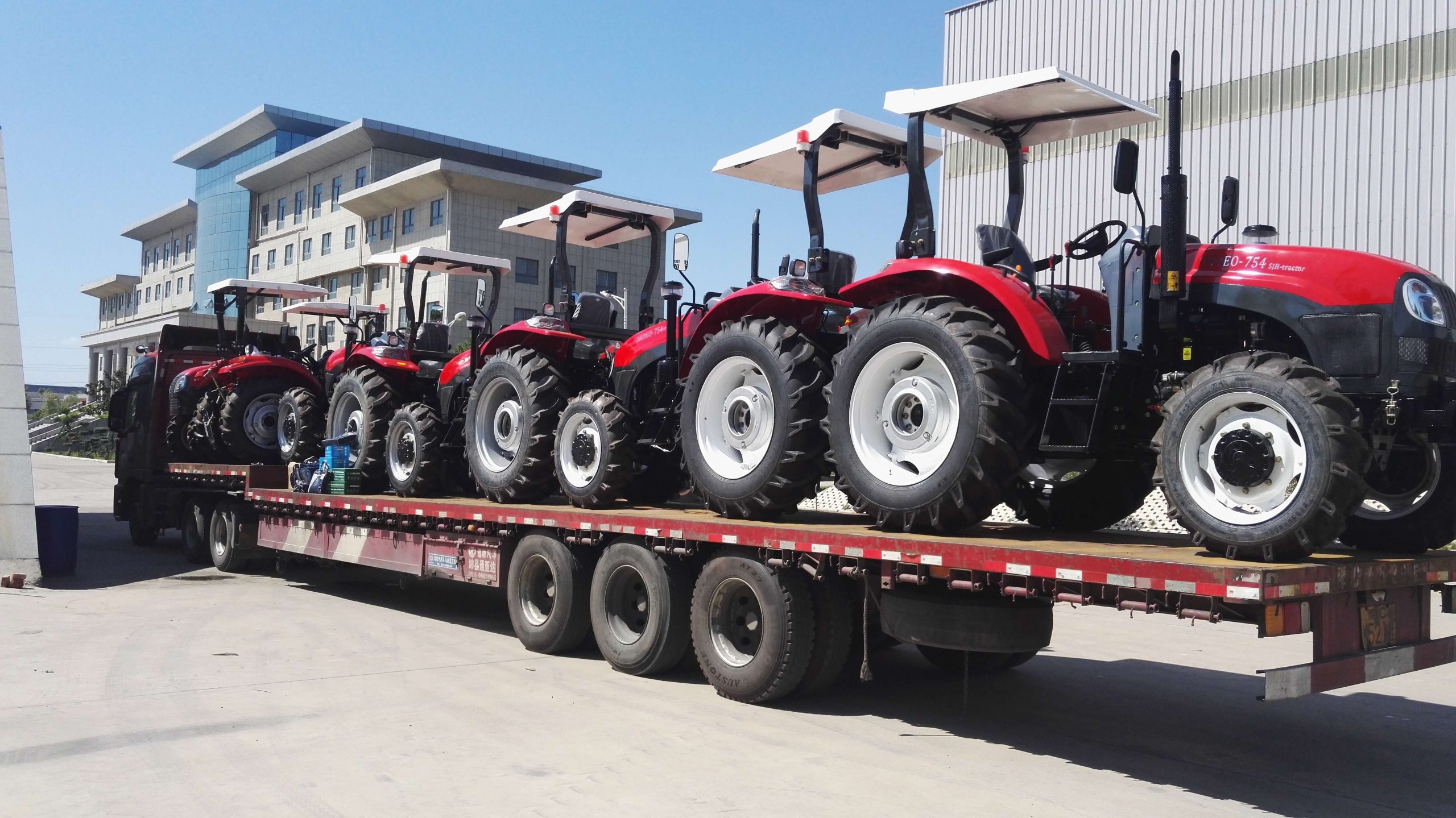 K&F International exported tractors to Myanmar market